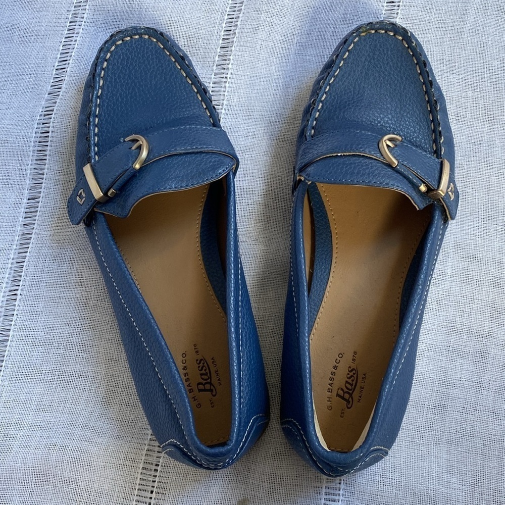 Bass “Betsy” cobalt blue buckled loafers. - Picture 5 of 11